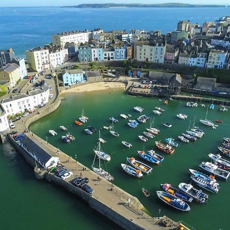 Four Seasons - 2 Bedroom Apartment - Tenby Extérieur photo